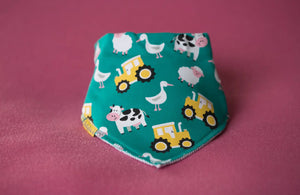 Babyboo | Dribble Bib | Farmyard